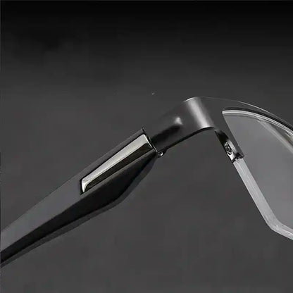 Cavalier Pro Vision – Multifocal Glasses with Photochromic Lenses